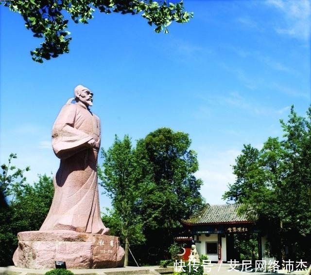 草堂|杜甫草堂中有个大廨,为何修这座建筑,看到里面的铜像就明白了