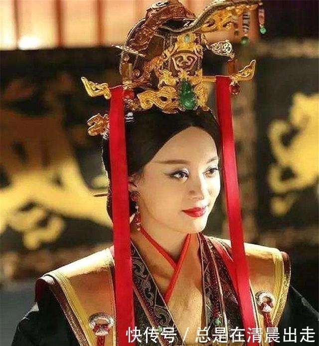 芈月传难怪芈月出生那天月现血色,你看她出生后发生了什么事