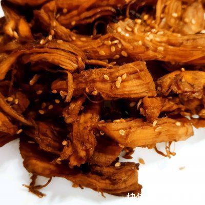无敌下酒菜烤鸡丝|自从学会无敌下酒菜烤鸡丝（孜然味），家里就我掌勺了