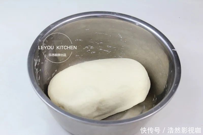 比肉|纯素馅大包子,鲜嫩多汁,比肉的还香,一次多蒸点,早餐也有了