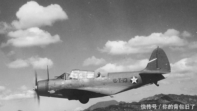 失踪 48人乘坐飞机突然离奇失踪,40年后在无人区被发现,飞机完好无损