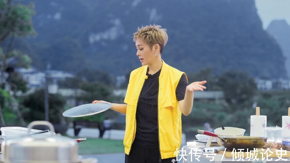 宁静|宁静和黄晓明爆发了矛盾，全网都心疼黄晓明，我倒觉得宁静更可怜