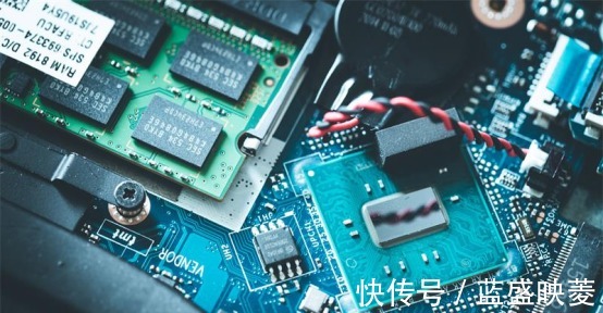 使用 AWS 和 FreeRTOS 进行无线更新!