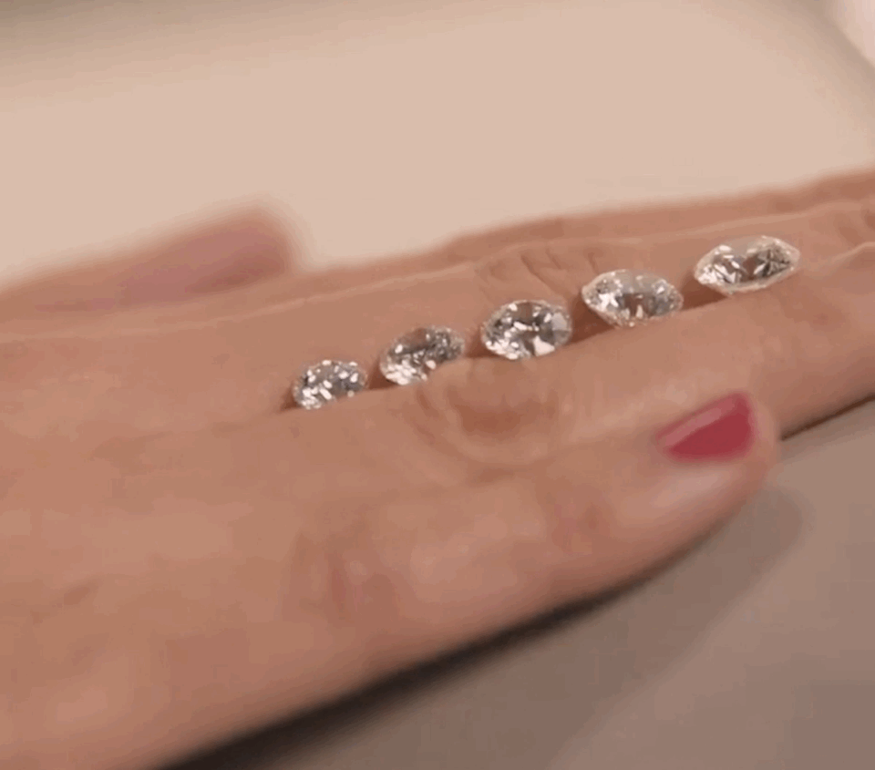 试戴了十只钻戒，分享一下选钻石的经验