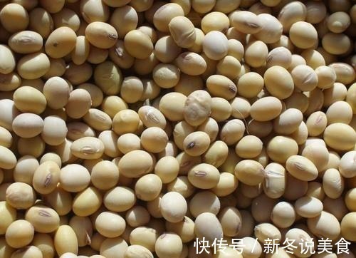 食物|女人不想老得快,多吃4种“碱性”食物,让你气色红润更有女人味