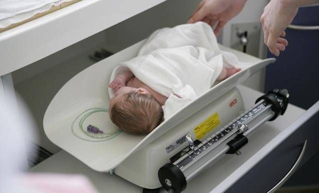 营养|当一个孩子出生时,如果体重接近这个数字,他可能长大成为聪明娃