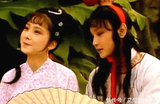 怡红院|红楼梦中,晴雯拿簪子扎坠儿,不是心狠,而是恨铁不成钢