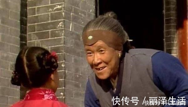 老太太|红楼梦中, 刘姥姥进大观园, 闹出不少笑话, 真正看懂的人却不多!