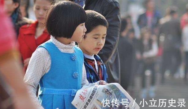 小亮|妈,我能要50块钱吗,两个宝妈的反应,早就两种不同的性格