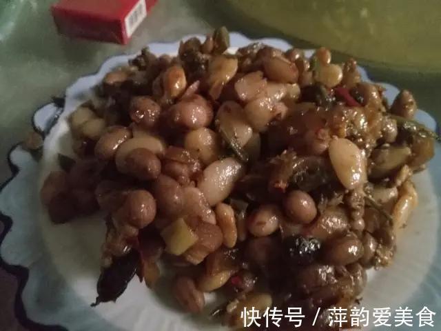 农村|和婆婆去农村吃满月酒，随礼500元，菜上桌后，抠门婆婆：亏大了