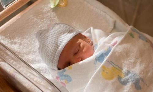 高低|宝宝出生时“几斤几两”,暗示了孩子智商高低?其实真相是这样