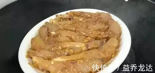 鱼肉这样做最好吃,简单又营养,出锅嫩滑汁美,一周吃3次也不够