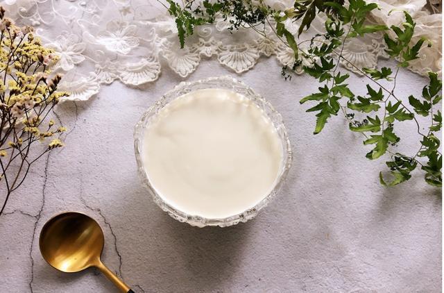 花生营养丰富，做法也比较多，煮成花生酪口感细腻顺滑