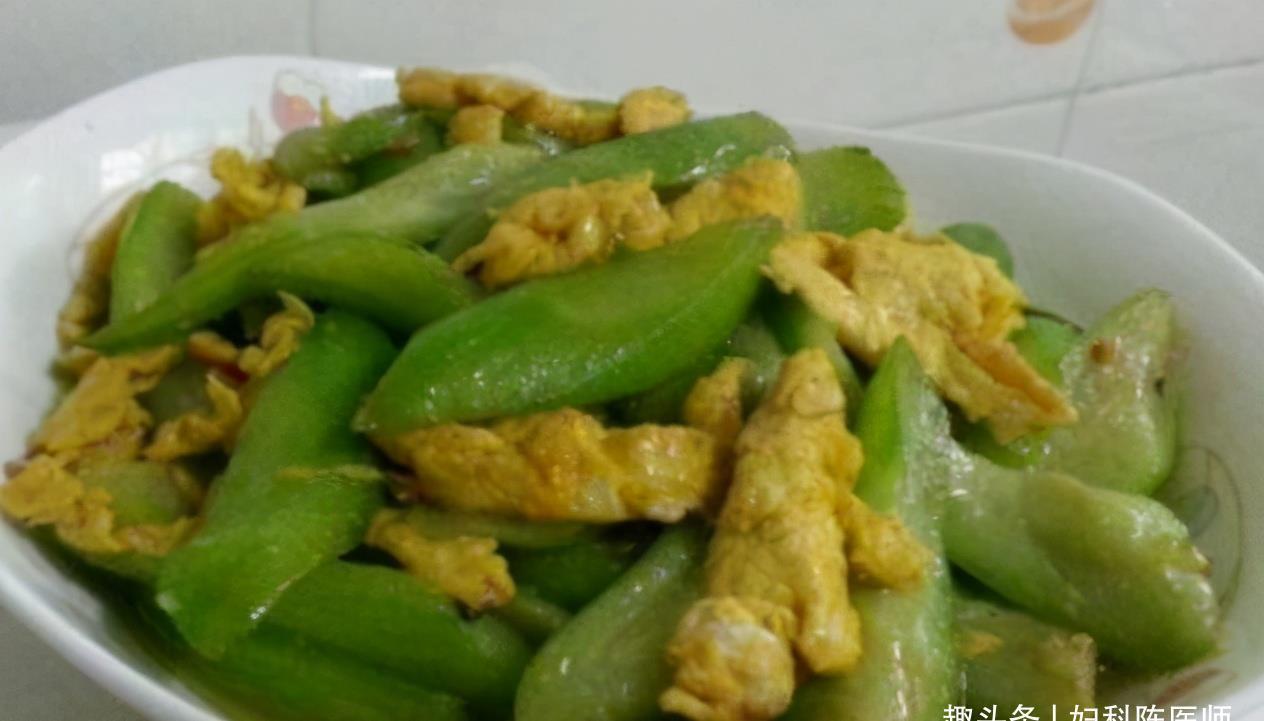 丝瓜|女性想要身体好,可以多吃3种食物,排毒养颜,增强体质