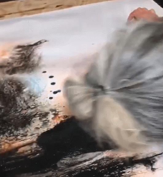 作画|他用“脸蛋”画画，6个月收获80万粉丝，网友：值了！