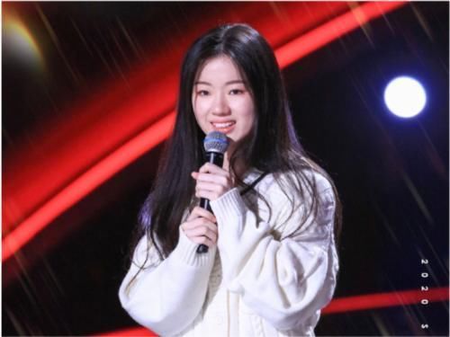 本季|单依纯曾败给本季《好声音》某20强学员,再次相遇,终于一雪前耻