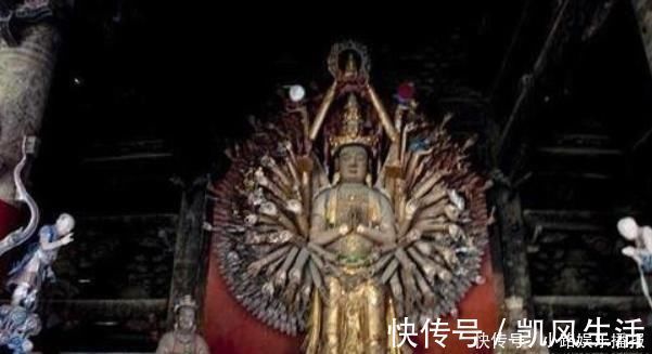 故宫|此寺庙没用一颗钉子，全寺共10000条龙，被称为深山里的“故宫”