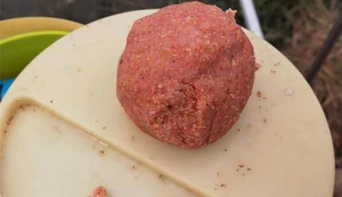 饵料|冬钓大板鲫“9字真经”,注意这些方式方法,冬钓鲫鱼不是难事!