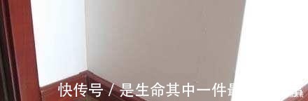 墙面|越来越多人家里不装踢脚线了,他们都装这种代替,美观又实用
