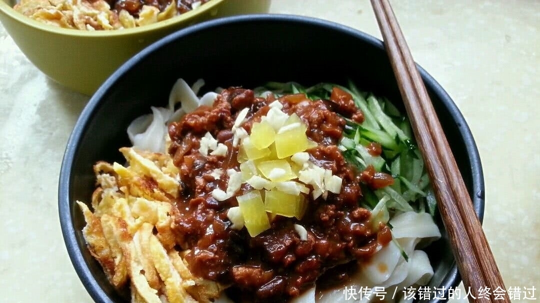 虾皮|分享3种炸酱面的做法,前2种家喻户晓,第3种很多人没吃过