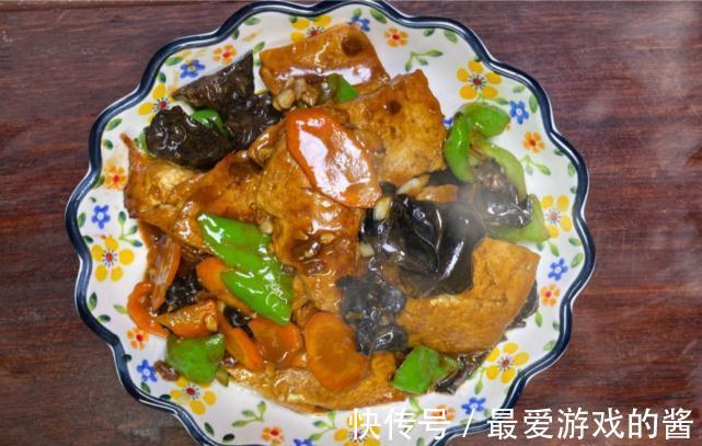 天冷了，吃肉不如吃菜，大雪过后炖一锅，营养好消化，孩子很爱吃