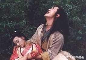 笑傲江湖里, 小师妹岳灵珊内心深处其实一直爱着令狐冲
