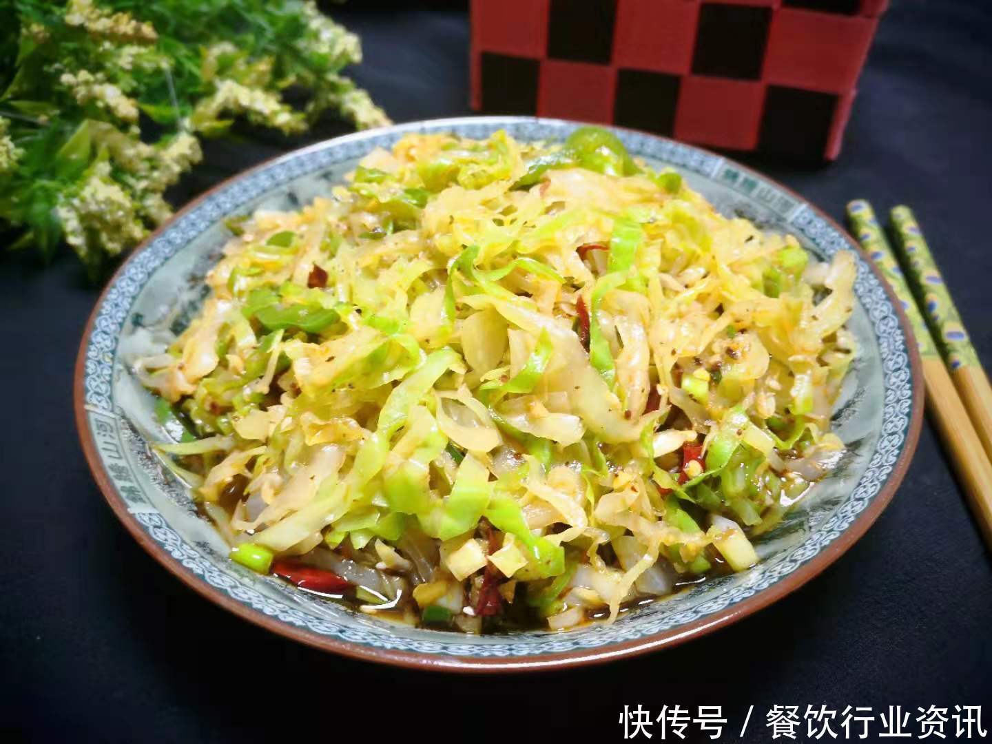 收割|天热多做这菜吃，富含天然叶酸，一斤8毛，买来一烫一拌，真爽口