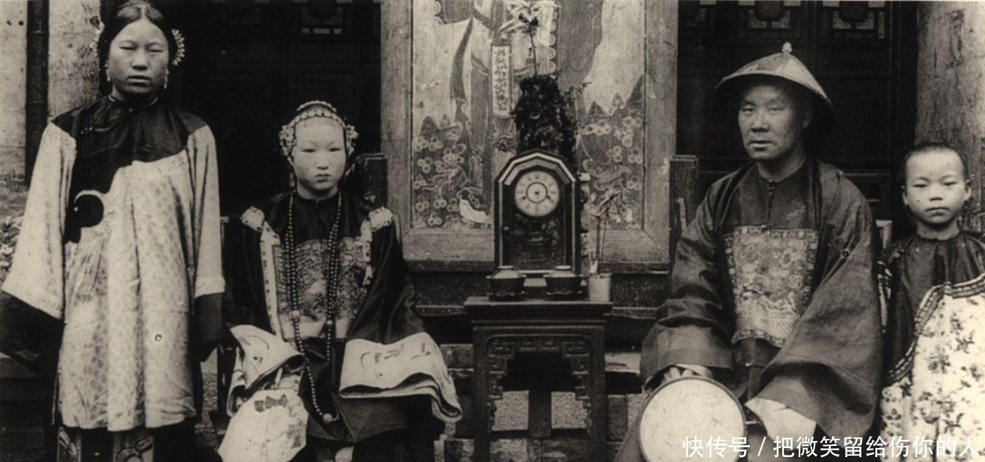 县太爷|晚清官员顶戴花翎，县太爷断案现场，妻妾成群的地主