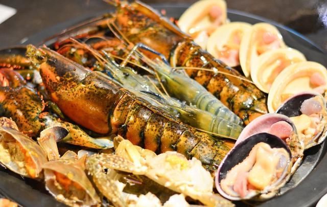 自助海鲜很过瘾,但可别所有海鲜都去吃,你知道有哪些不该吃吗