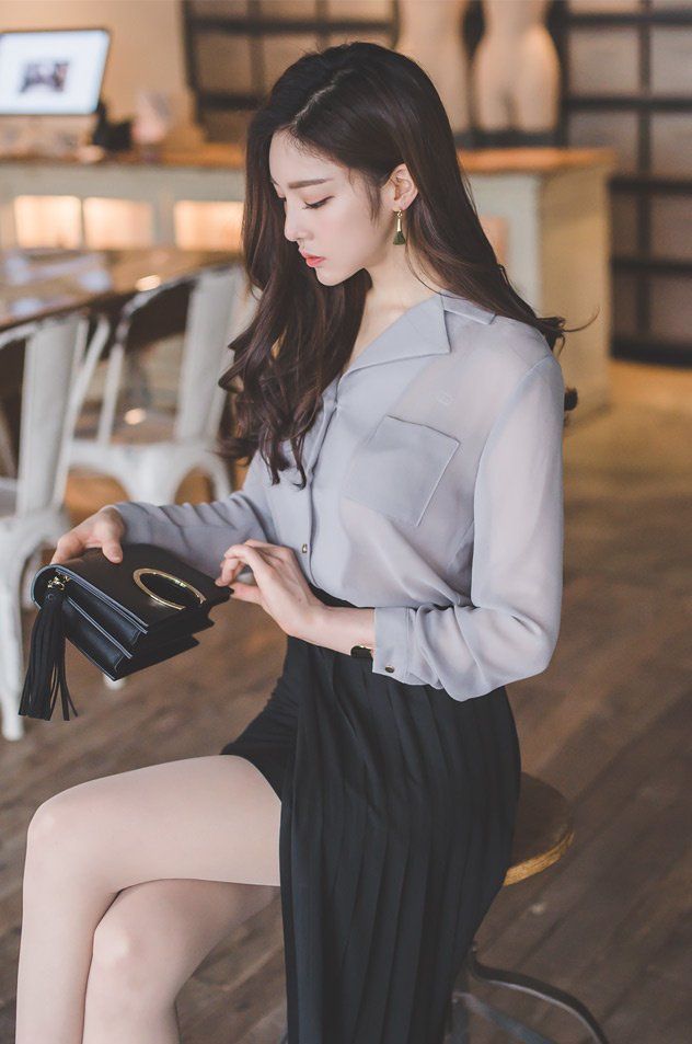 似水|优雅温婉的气质美女，职业装显利落大气，精致典雅清新似水！