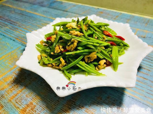 夏日|夏日餐桌的家常菜,简单清炒非常下饭,没食欲就想吃