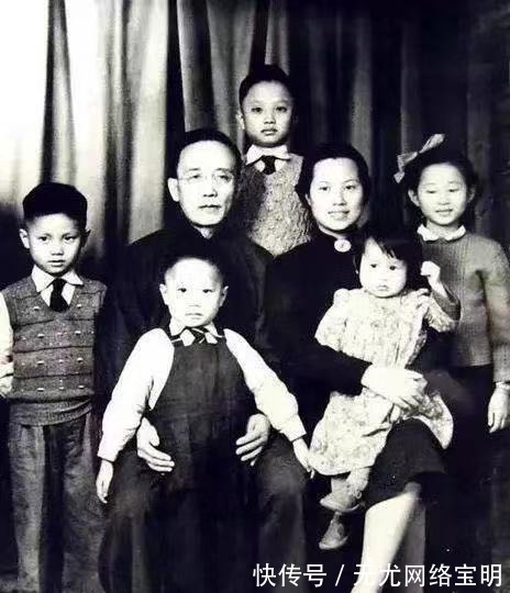 许广平|郭沫若骂鲁迅衣冠禽兽,鲁迅回怼他是才子加流氓,总结很到位