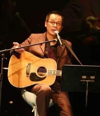 过气还不自知的音乐教父，总觉得自己很红，开了场演唱会很是尴尬！