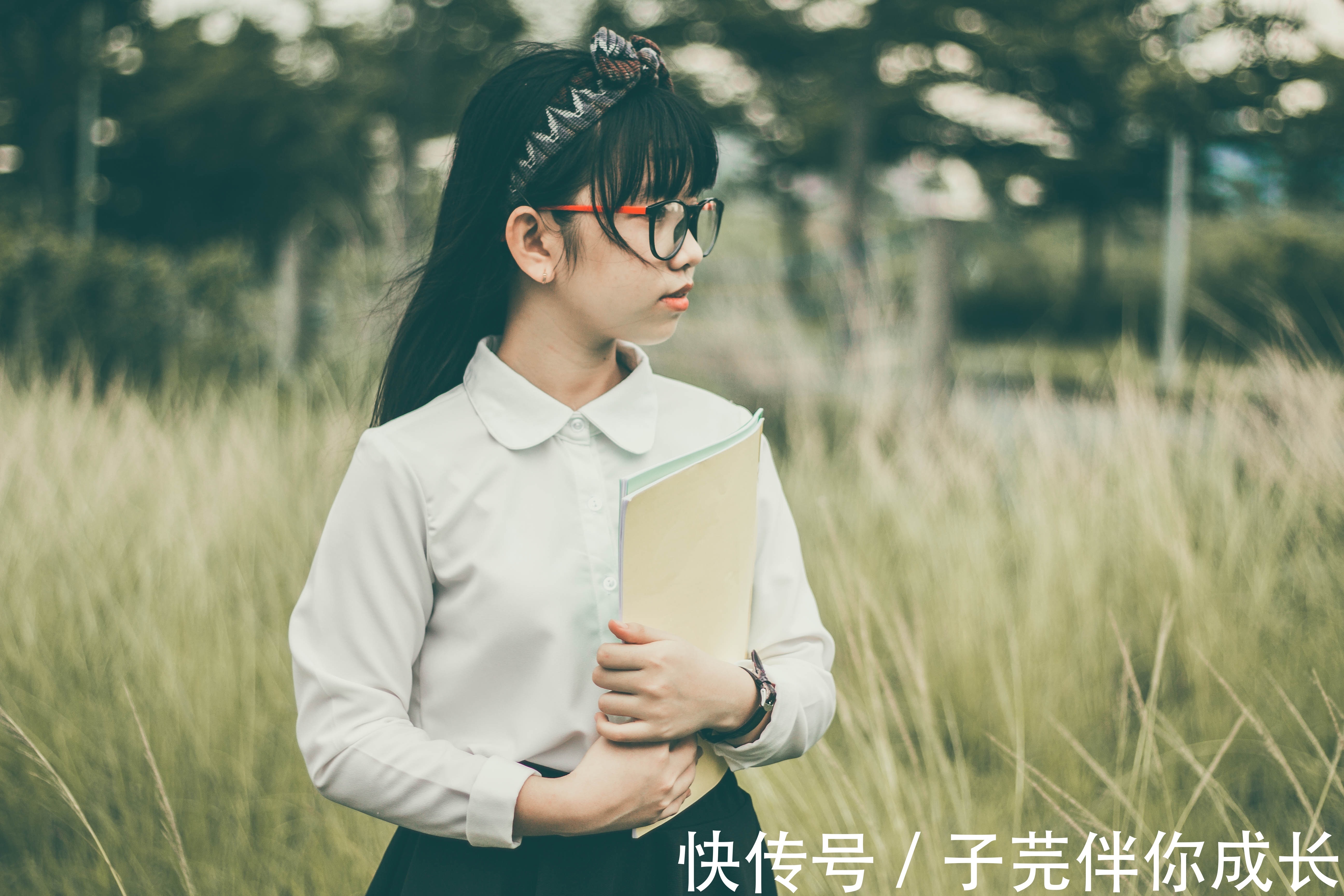 第一封信|15岁女儿早恋,单亲爸爸一夜没睡:父母的态度决定孩子的未来