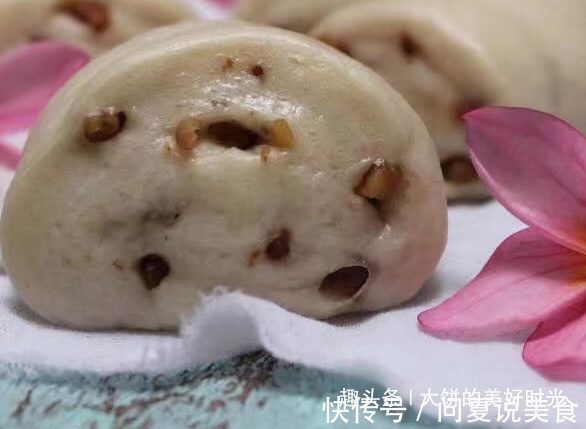 面粉放入此物，做出越嚼越香的馒头，孩子说比白馒头好吃太多
