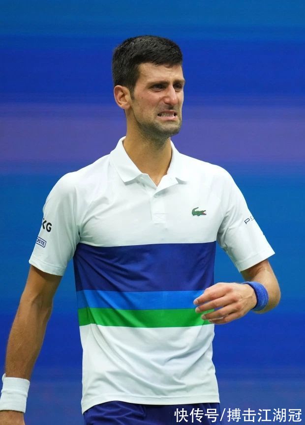 小德|德約全滿貫夢(mèng)碎！怒摔球拍失聲痛哭，成為網(wǎng)壇第一人的難度加大