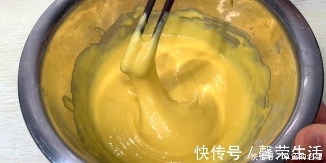 电饭锅做蛋糕原来这么简单,不回缩不塌陷,松软细腻,比买的好吃