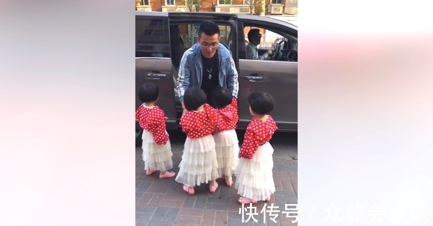 产后抑郁|爸爸带四胞胎女儿出门,司机都看呆了, 网友:超载拒绝接单