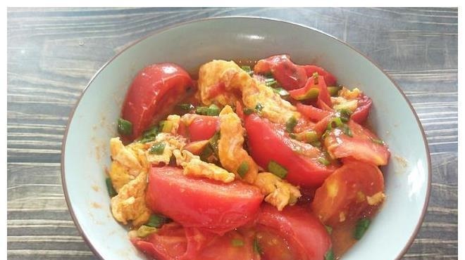 西红柿炒鸡蛋,烹饪顺序很重要,很多人放反,难怪不好吃