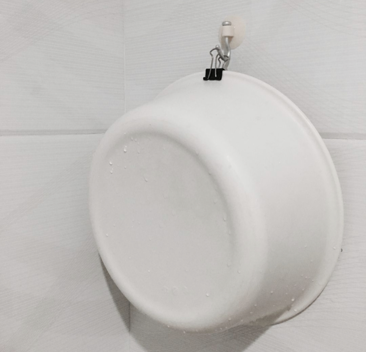 置物架|这10种卫浴用品，早该拉入家用“黑名单”，该换就换了吧！