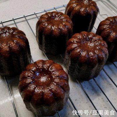 天使|能敲出金属声音的抹茶可露丽Cannelés天使之铃