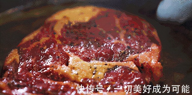 kris&吃素十几年的意大利作家克里斯汀纯肉饮食后，写了一本书！