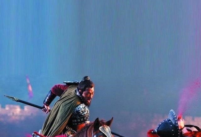 林冲|《水浒传》仗义是林冲,为人最朴忠,他真的仗义吗