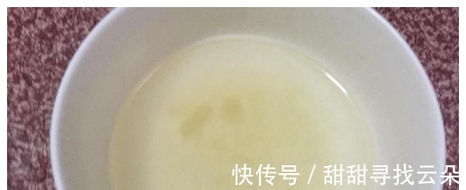 鸡蛋羹|蒸鸡蛋羹,有人加冷水,有人放食盐,全错!这样做,鸡蛋Q弹滑嫩!