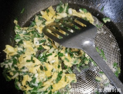 营养|天气冷,韭菜靠边站,鸡蛋和它炒最香,美味营养高,不懂吃可惜了