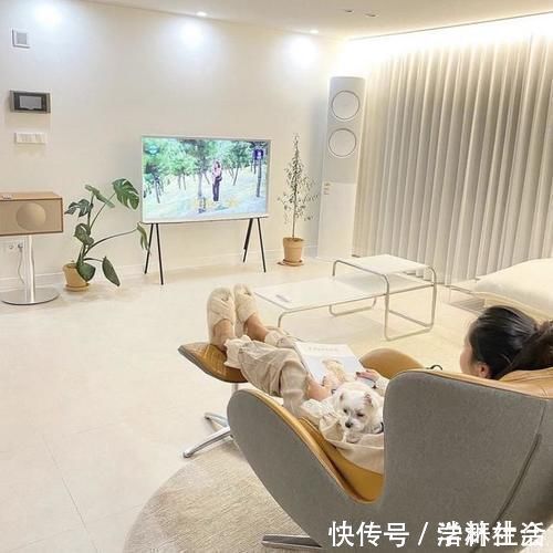 98平|一个人的极简生活!98平的小房被她布置成精致小窝,引上千人围观