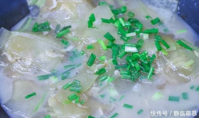 食材|一线城市母女俩的晚餐,两个菜成本30块钱,网友:会过日子