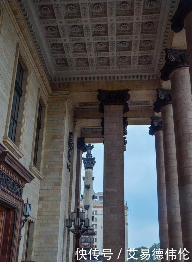 建筑|毛子势力真强：盘点莫斯科那些奢华建筑，酷似黑魔