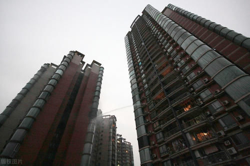 楼栋|买房只看楼层？那你就大错特错了，这个比楼层更重要