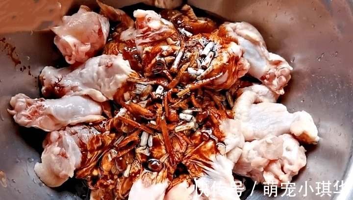 多汁|中秋节最该吃这菜,补钙补铁,简单一蒸,鲜嫩多汁,比牛羊肉好吃